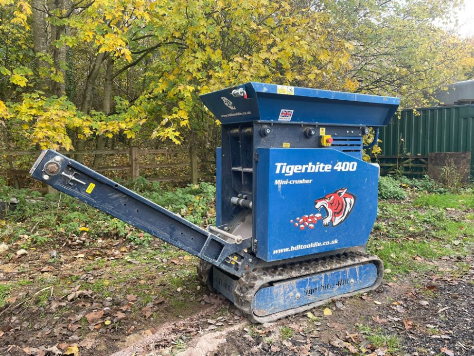 Tigerbite-400-Mini-crusher-5