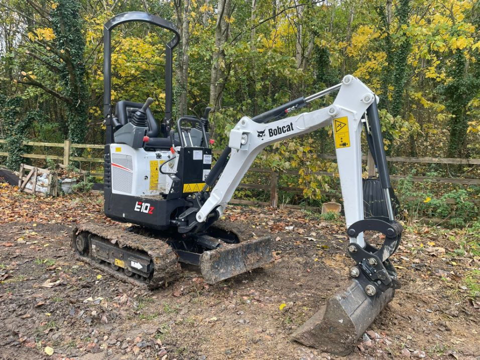 1-Tonne-Micro-Excavator-mini-digger-3